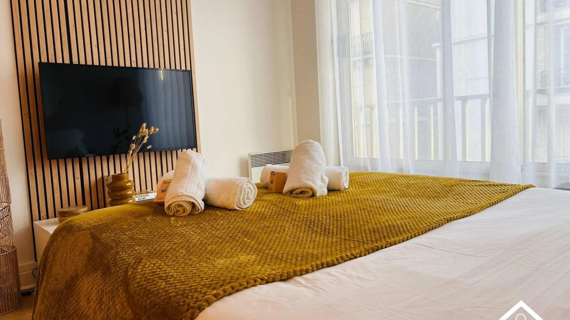 St Honore Champs Elysees By Melvane 巴黎