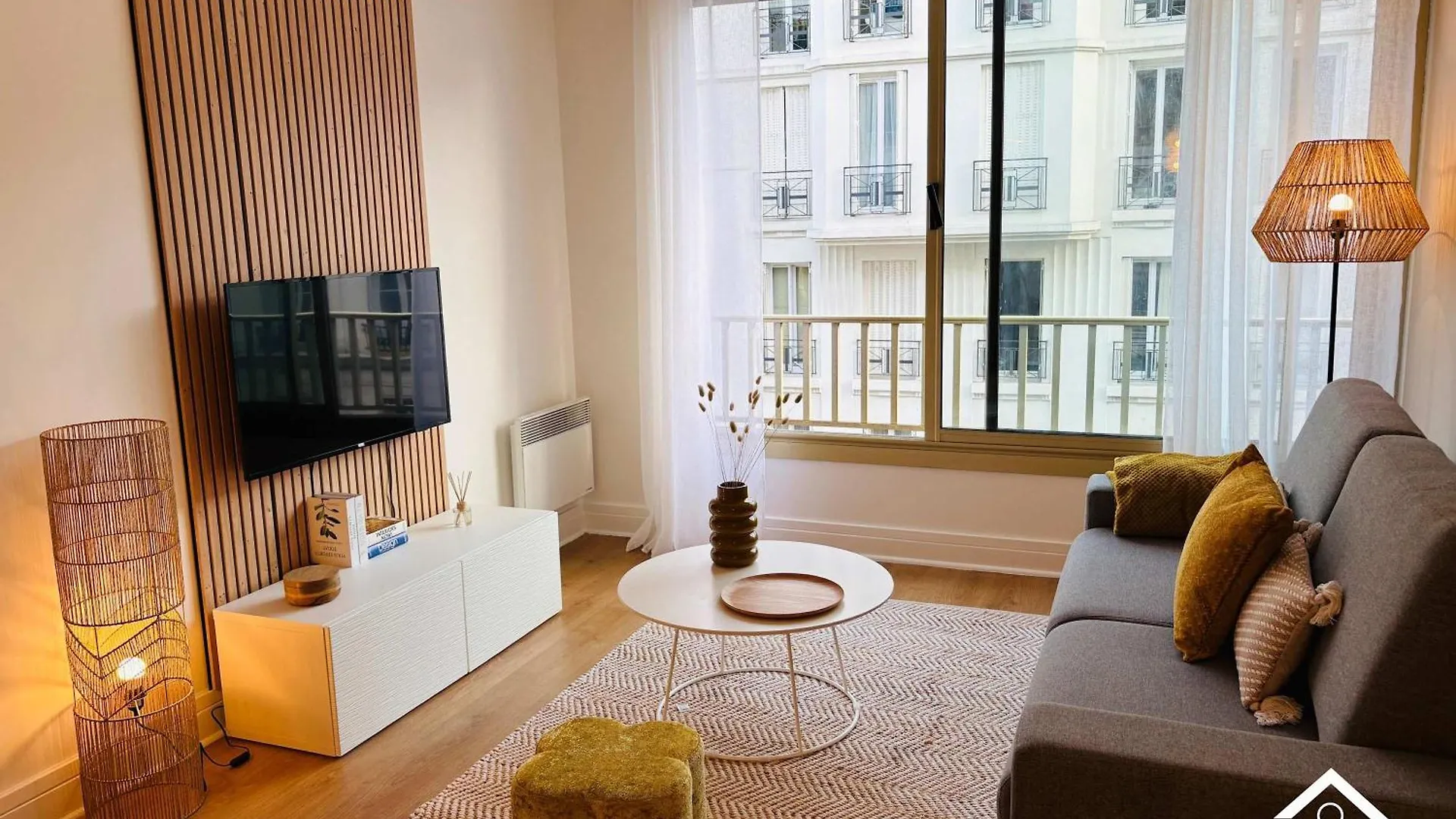 St Honore Champs Elysees By Melvane location
